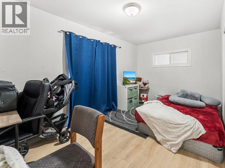 2310 Greenfield Avenue, Kamloops, BC, V2B 4P4 - 12