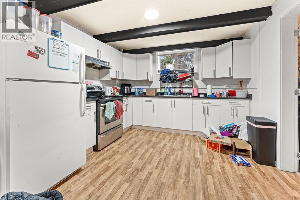 2310 Greenfield Avenue, Kamloops, BC, V2B 4P4 - 20