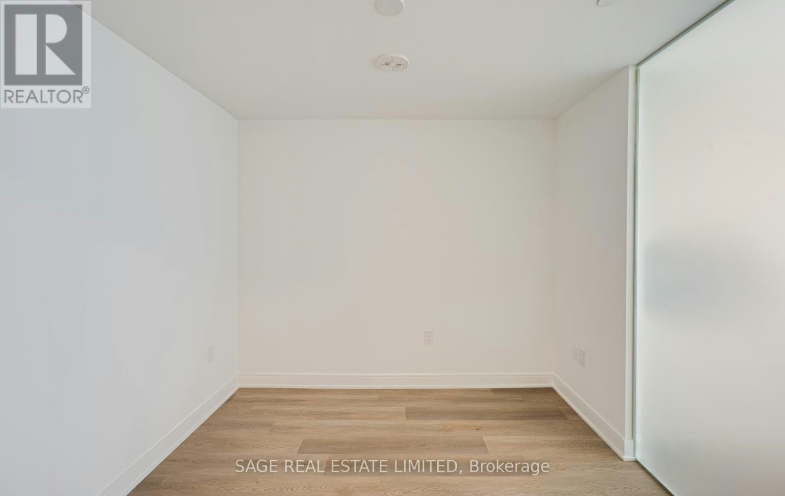 1601-86 Dundas Street E, Mississauga, ON, L5A 0B1 - 6