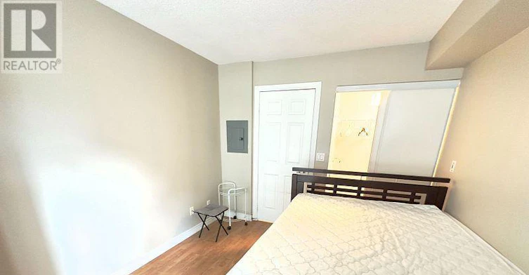 907-761 Bay Street, Toronto, ON, M5G 2R2 - 6