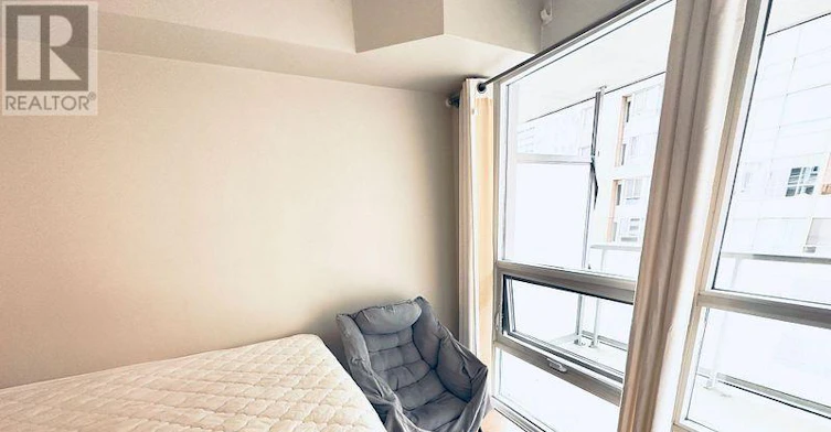 907-761 Bay Street, Toronto, ON, M5G 2R2 - 7