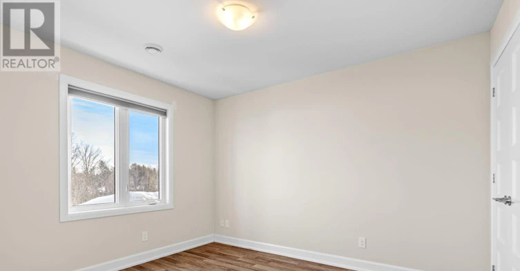 204-377 Solstice Crescent, Russell, ON, K0A 1W1 - 10