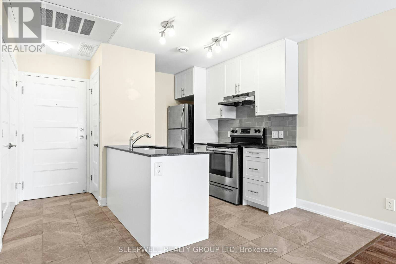 204-377 Solstice Crescent, Russell, ON, K0A 1W1 - 4