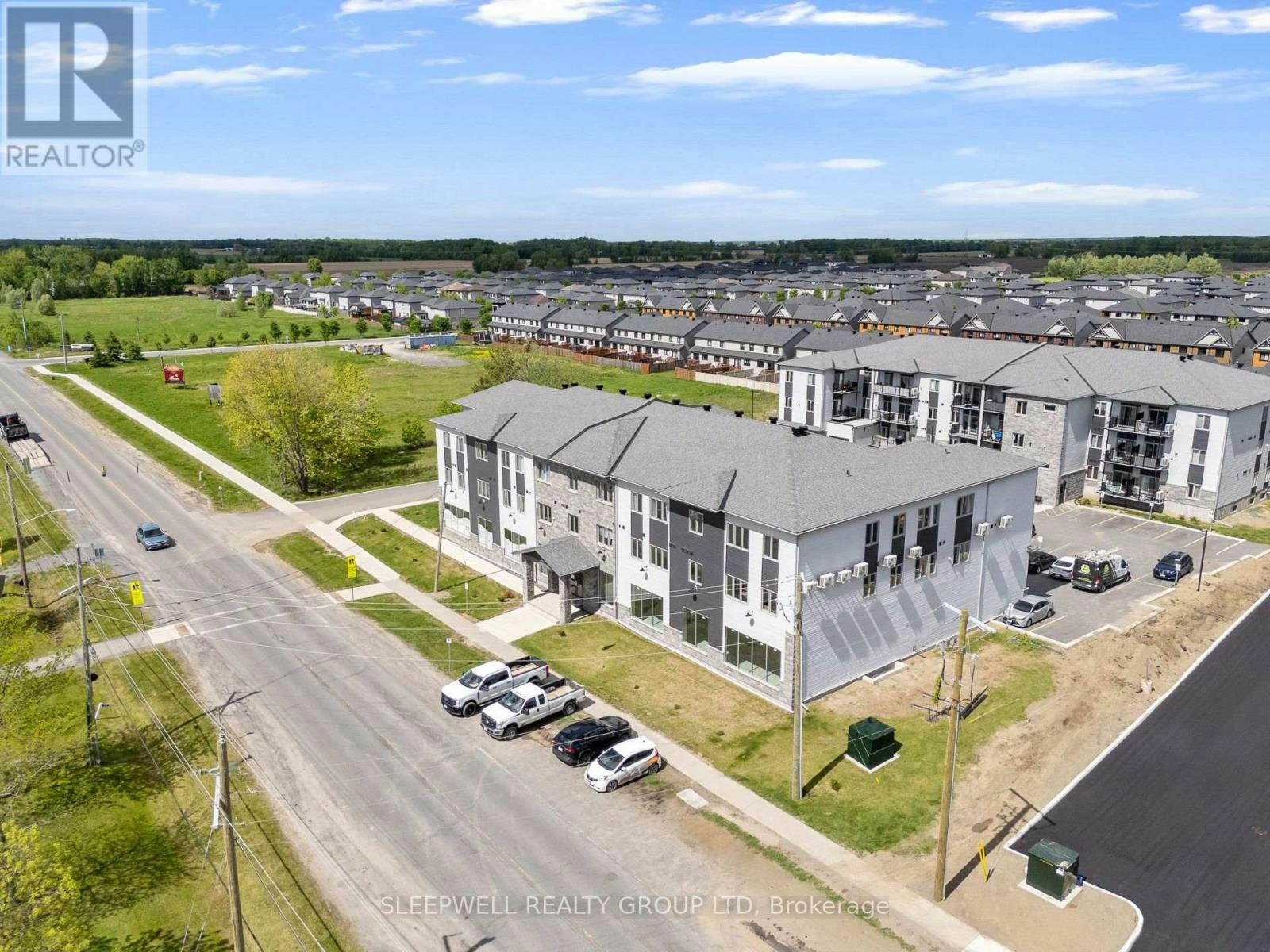302-979 Russell Road NORTH, Russell, ON, K4R 0L9 - 2