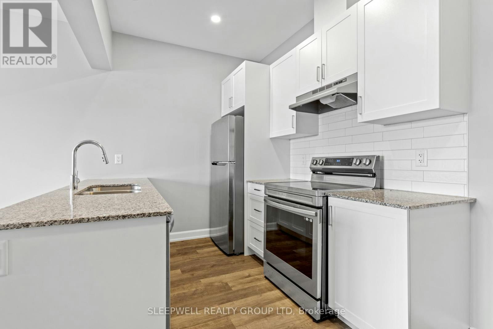 302-979 Russell Road NORTH, Russell, ON, K4R 0L9 - 4