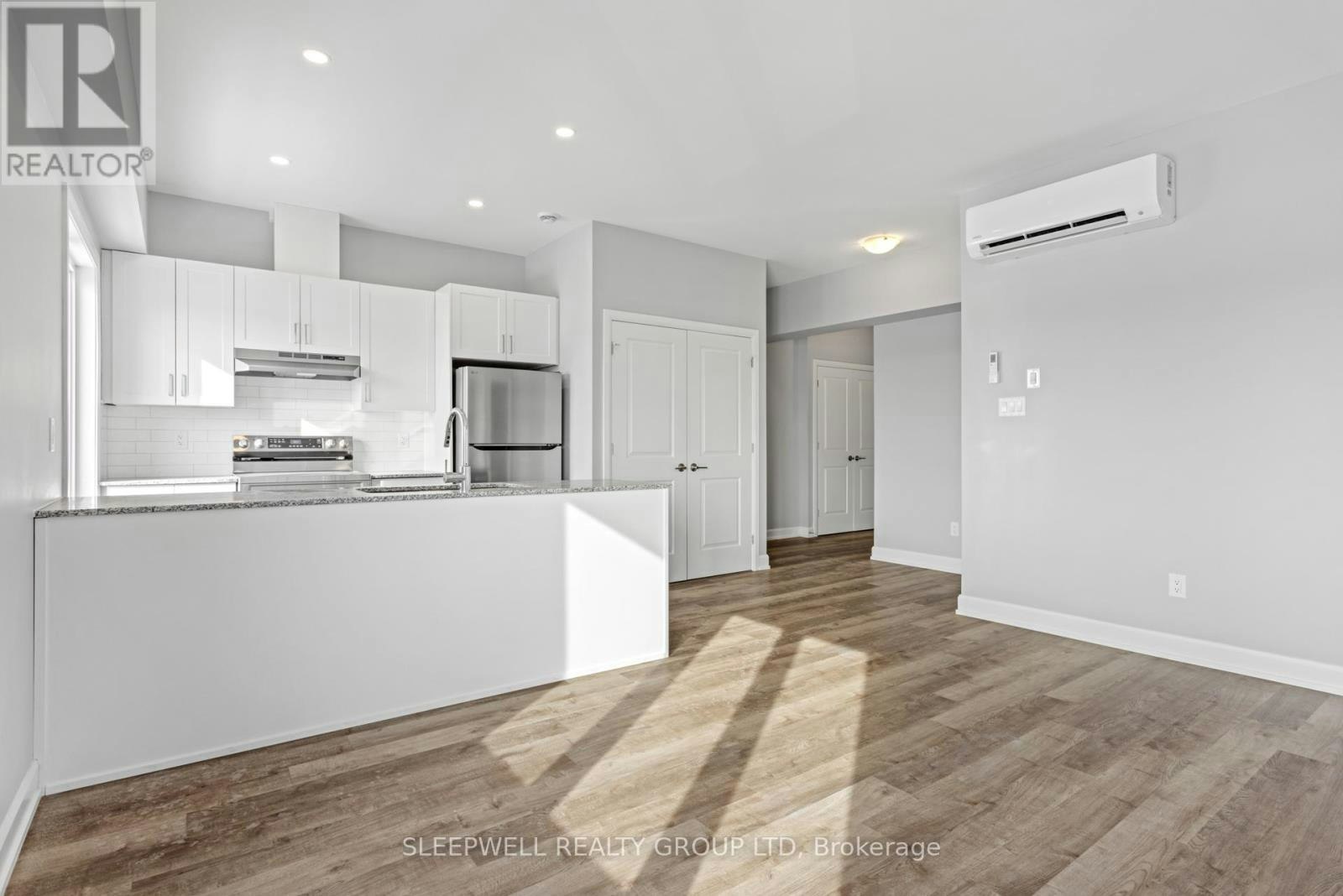 305-979 Russell Road NORTH, Russell, ON, K4R 0L9 - 8