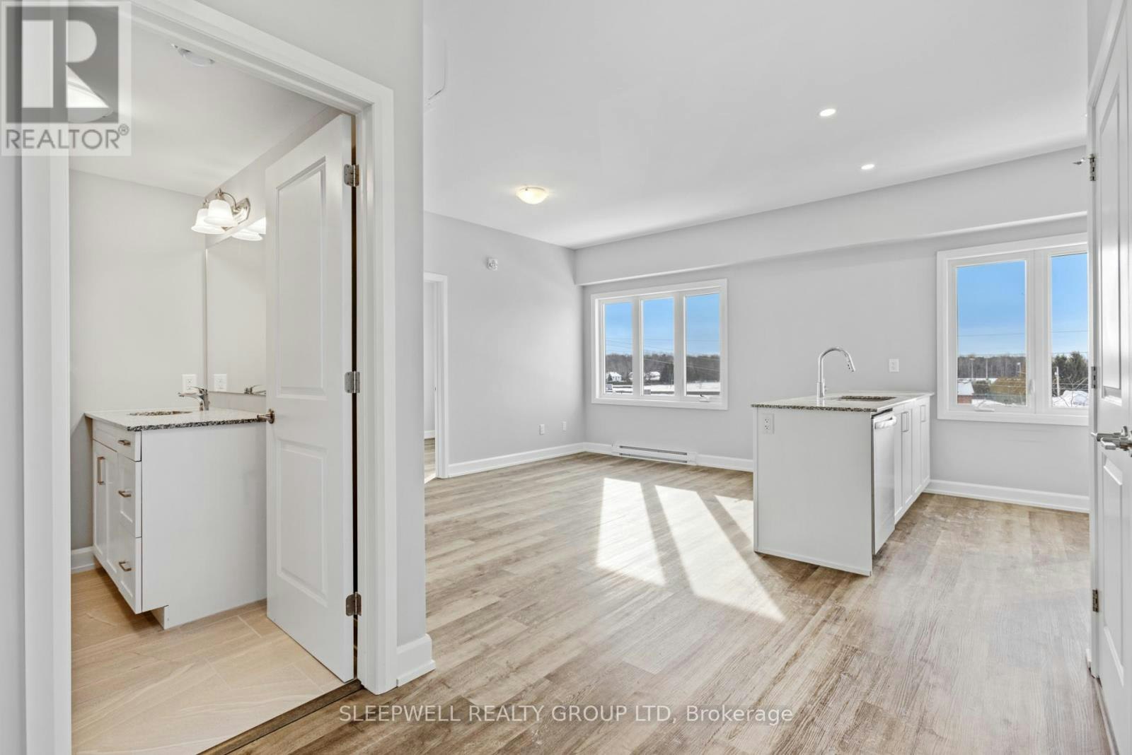 305-979 Russell Road NORTH, Russell, ON, K4R 0L9 - 4