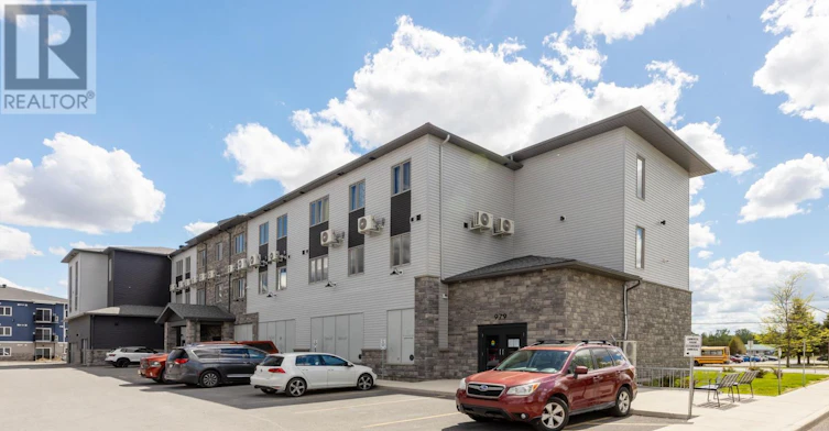 305-979 Russell Road NORTH, Russell, ON, K4R 0L9 - 2