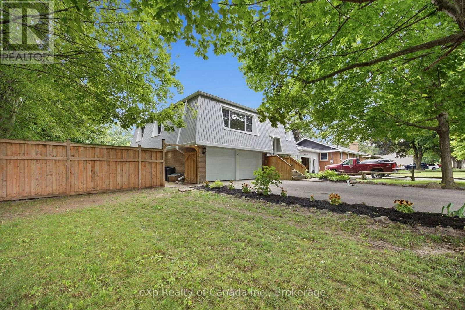 18 Queen Street W, Norwich, ON, N0J 1R0