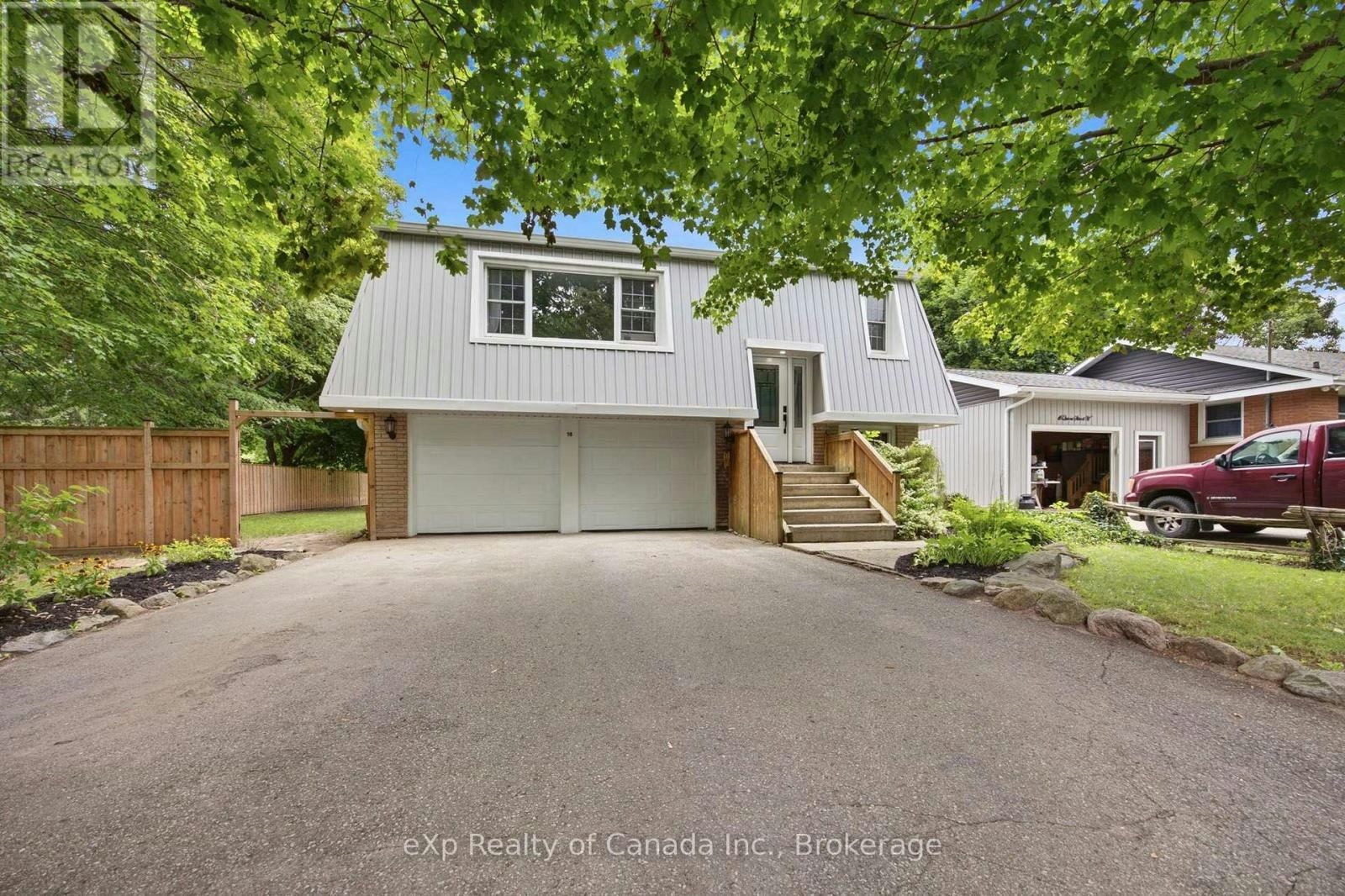 18 Queen Street W, Norwich, ON, N0J 1R0