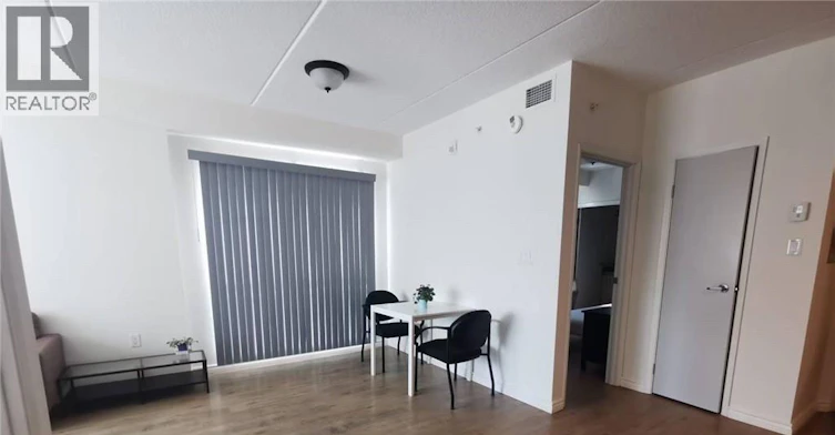 H303-275 Larch Street, Waterloo, ON, N2L 0J5 - 5