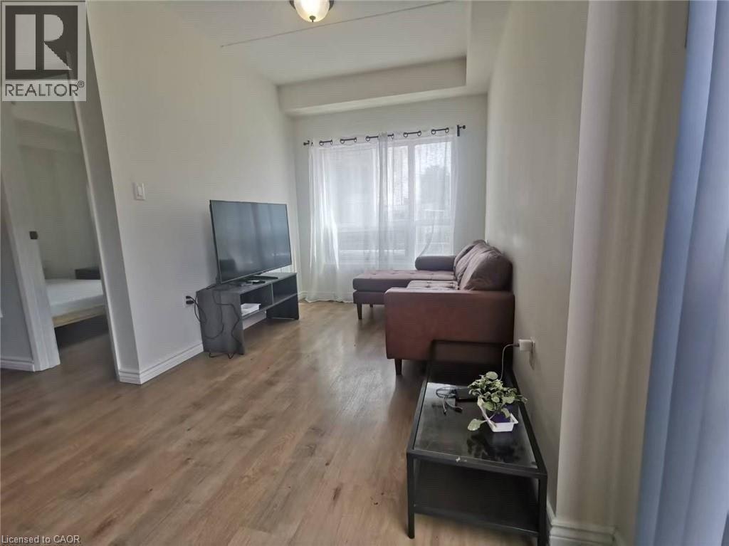 H303-275 Larch Street, Waterloo, ON, N2L 0J5 - 3
