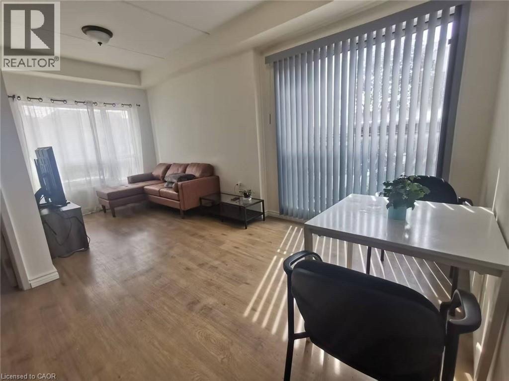 H303-275 Larch Street, Waterloo, ON, N2L 0J5 - 4