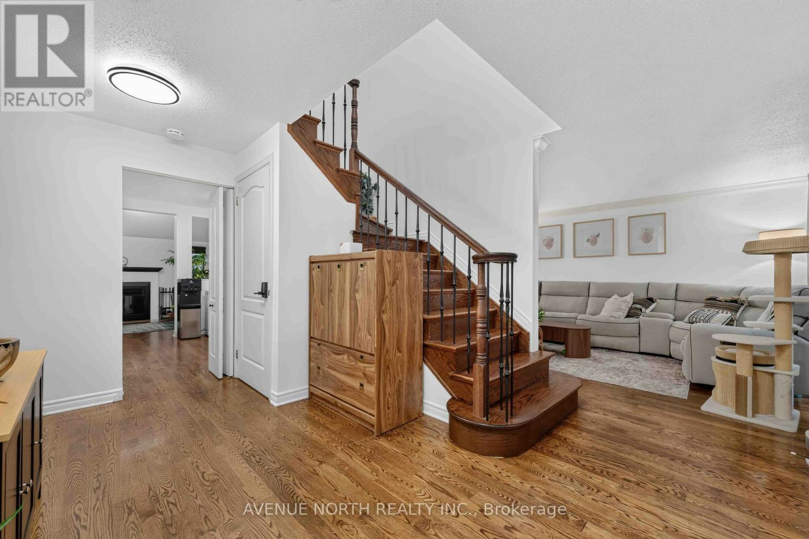 678 Thicket Way, Ottawa, ON, K4A 3B2 - 3