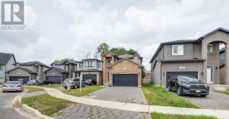 127 Marconi Court, London, ON, N5V 0C9 - 3