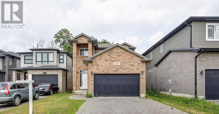 127 Marconi Court, London, ON, N5V 0C9 - 2