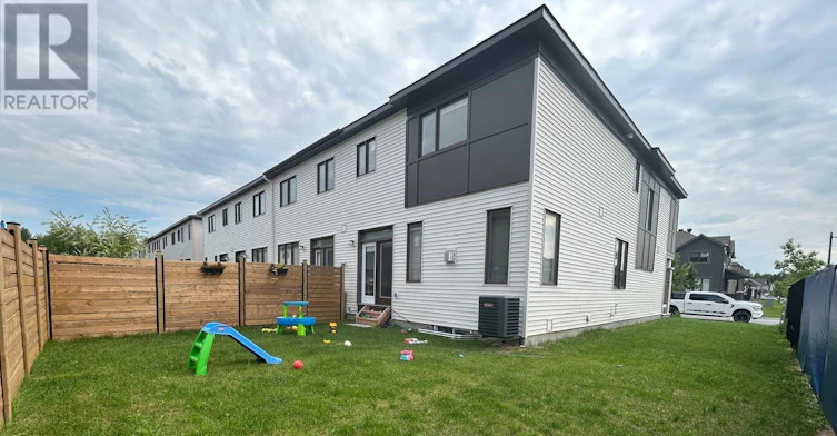 1045 Curraglass Walk, Ottawa, ON, K2S 3A4 - 24