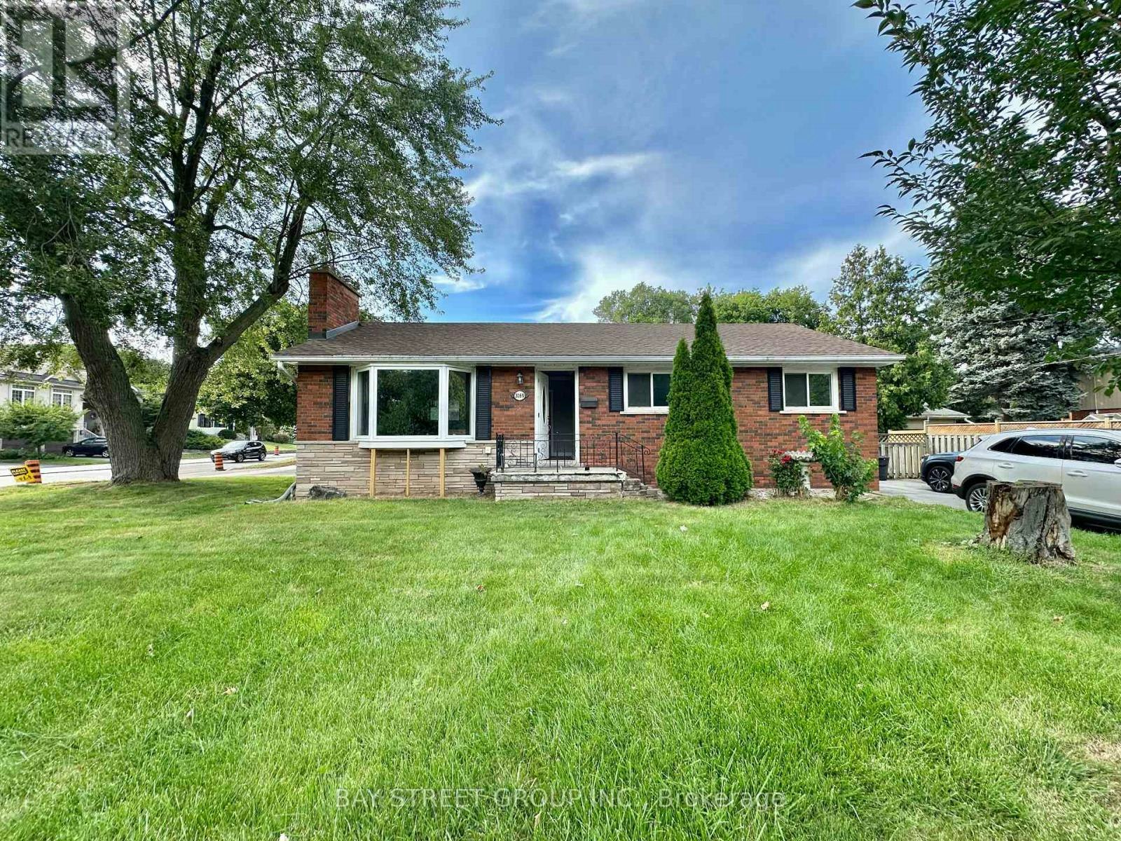 UPPER-3169 Willow Lane, Burlington, ON, L7N 2H9