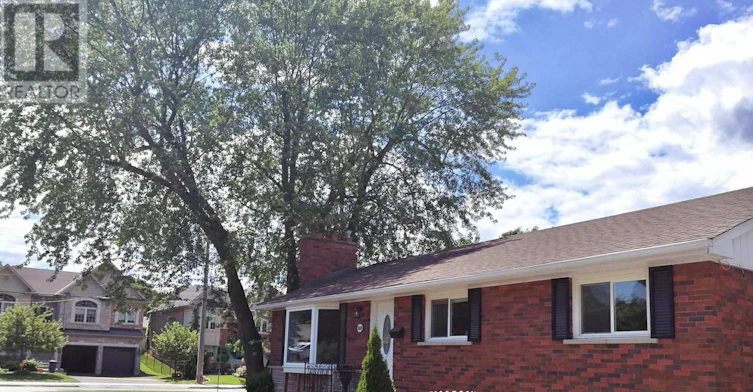 UPPER-3169 Willow Lane, Burlington, ON, L7N 2H9