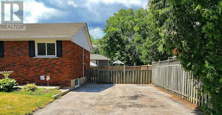 UPPER-3169 Willow Lane, Burlington, ON, L7N 2H9 - 10