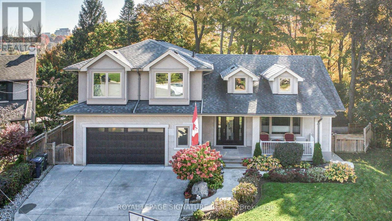 15 Sulkara Court, Toronto, ON, M4A 2G8