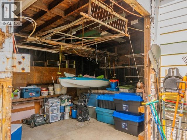 5370 Laburnum Avenue, Powell River, BC - 41