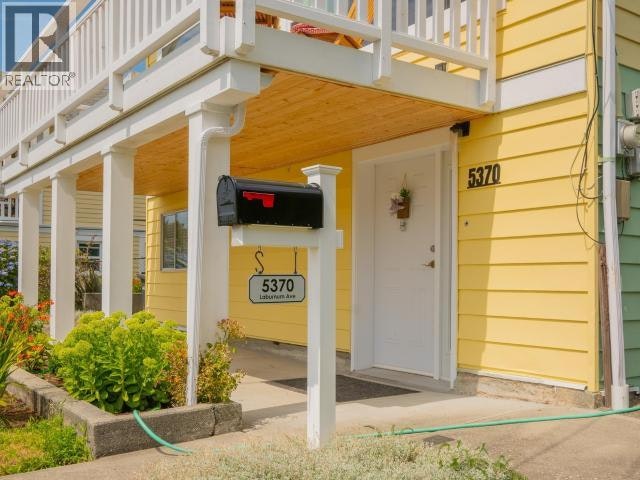 5370 Laburnum Avenue, Powell River, BC - 33