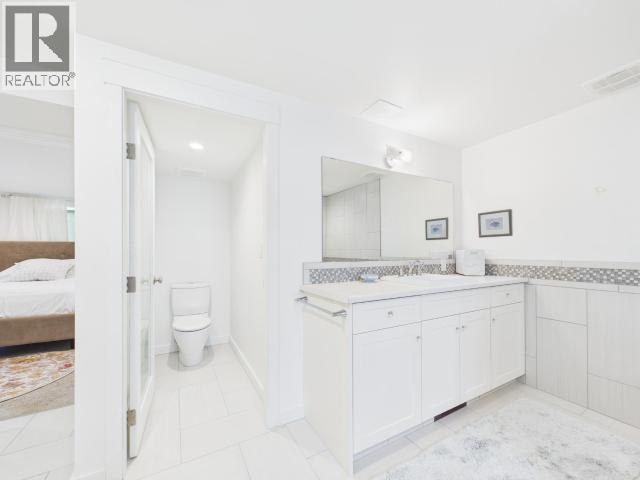 5370 Laburnum Avenue, Powell River, BC - 25