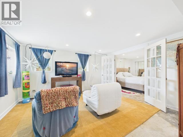 5370 Laburnum Avenue, Powell River, BC - 17