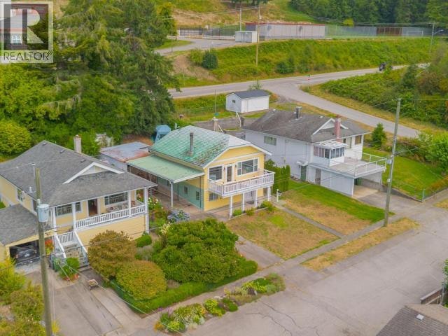 5370 Laburnum Avenue, Powell River, BC - 29