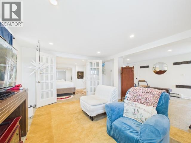 5370 Laburnum Avenue, Powell River, BC - 18