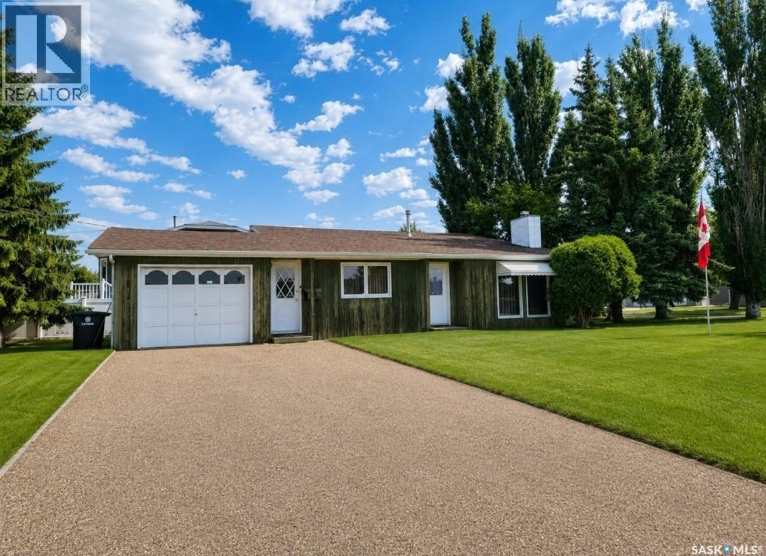 509 3rd Street E, Wilkie, SK, S0K 4W0
