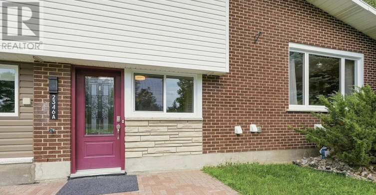 2346 Edwin Crescent, Ottawa, ON, K2C 1H7 - 2