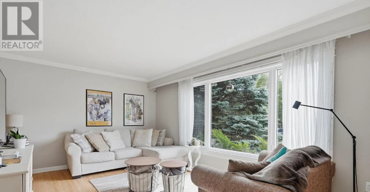 2346 Edwin Crescent, Ottawa, ON, K2C 1H7 - 5