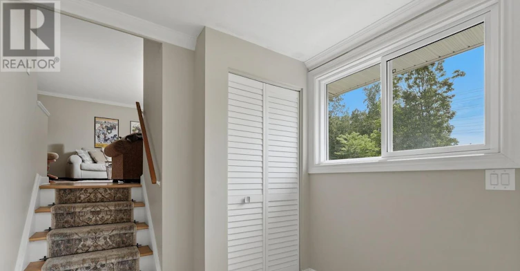 2346 Edwin Crescent, Ottawa, ON, K2C 1H7 - 4