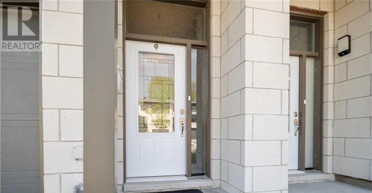 560 Mutual Street, Ottawa, ON, K1K 1C6 - 2