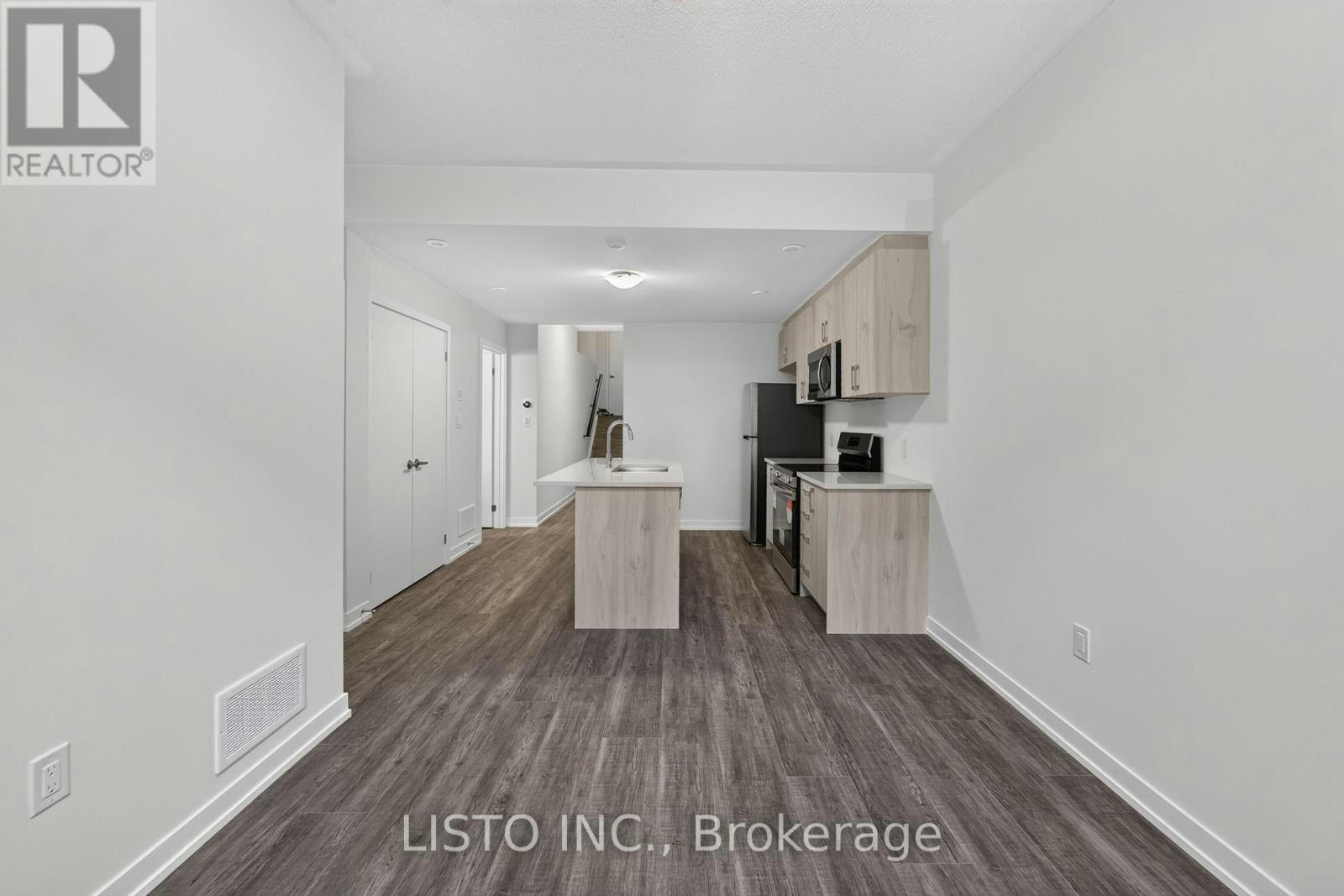 106B-106 Ziibi Way, Clarington, ON, L1B 0W5 - 11