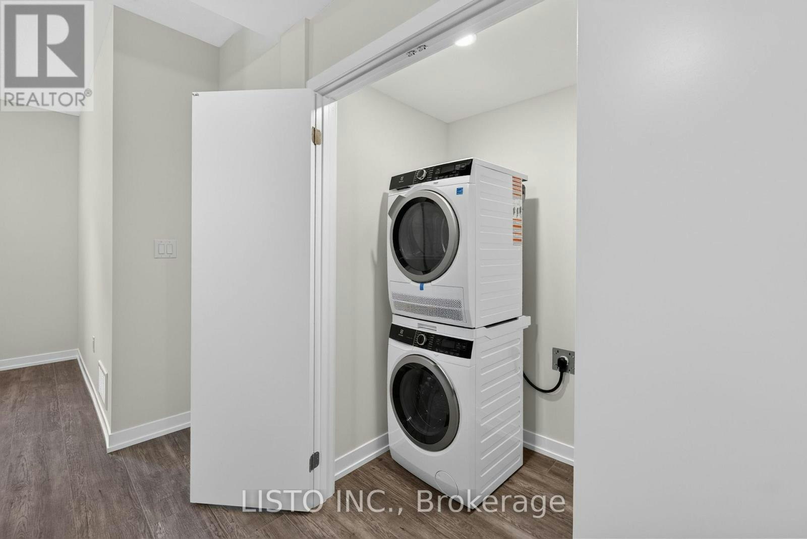 106B-106 Ziibi Way, Clarington, ON, L1B 0W5 - 18