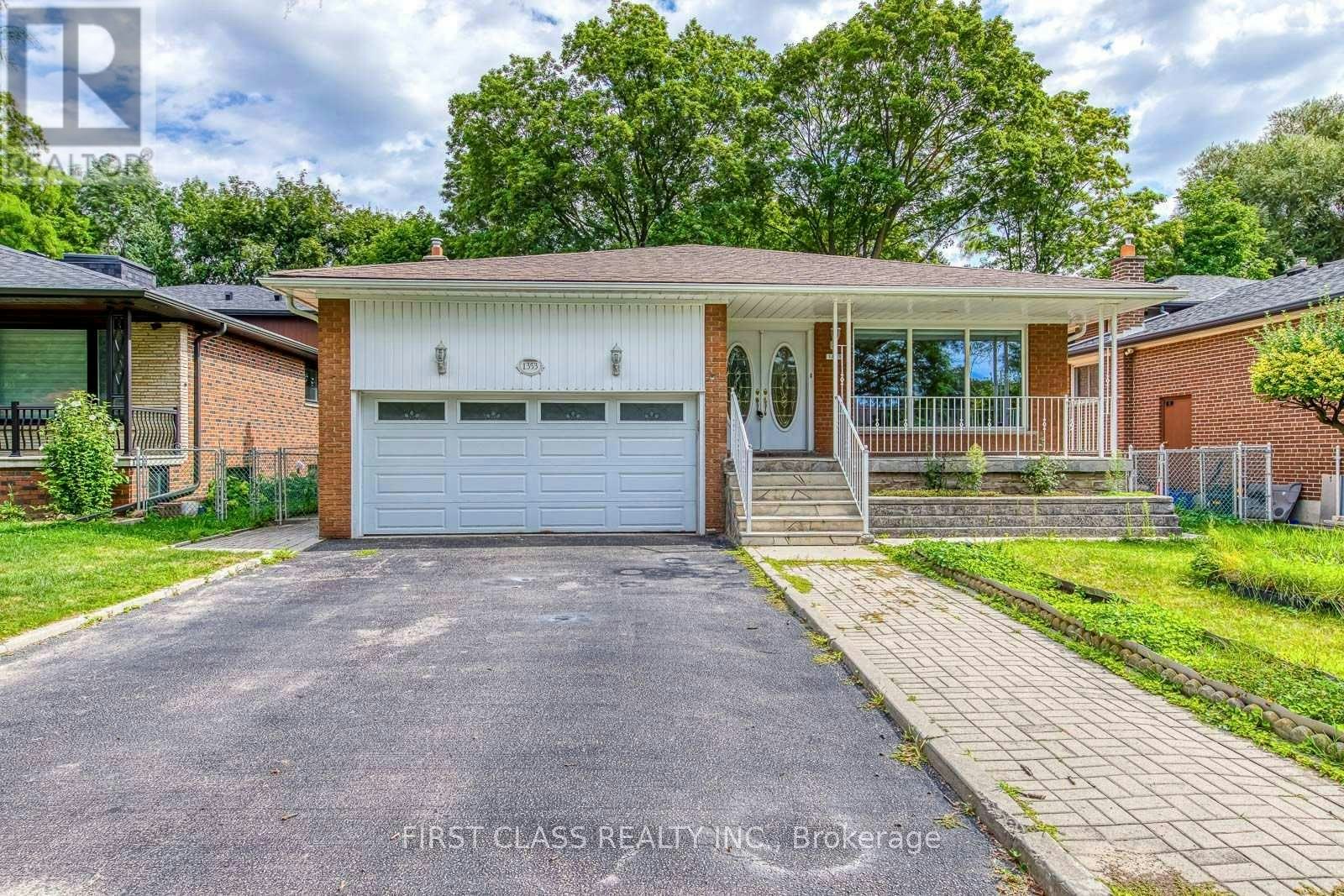 LOWER UNIT-1353 Myron Drive, Mississauga, ON, L5E 2N5