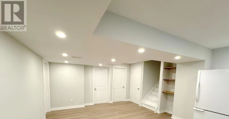 LOWER UNIT-1353 Myron Drive, Mississauga, ON, L5E 2N5 - 32