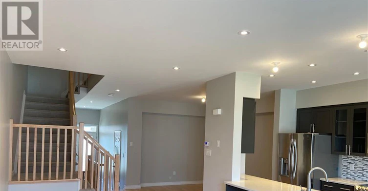 718 Guardian Grove, Ottawa, ON, K1X 0B2 - 9