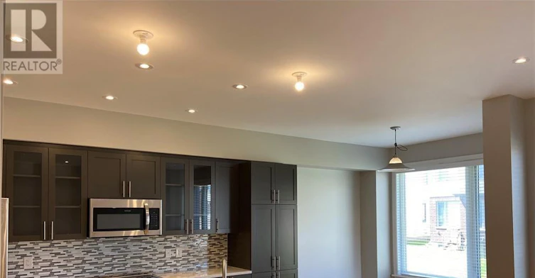 718 Guardian Grove, Ottawa, ON, K1X 0B2 - 8
