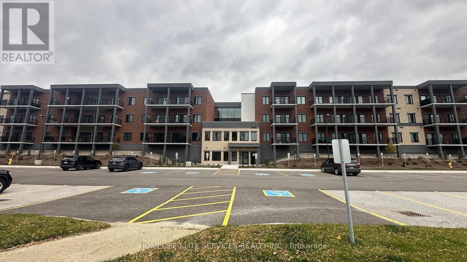 306-121 Mary Street, Clearview, ON, L0M 1G0 - 4