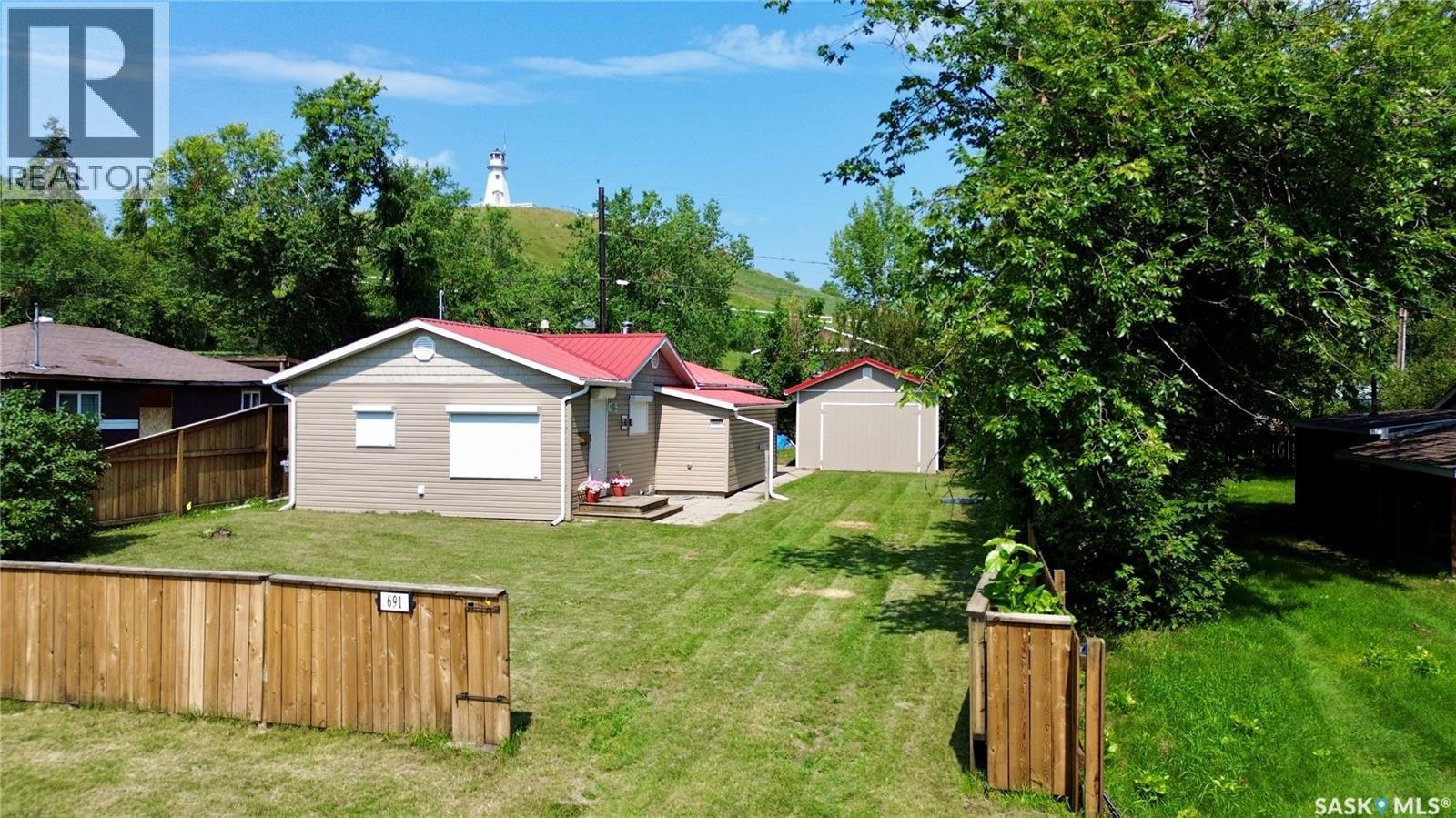 691 Joseph Crescent, Cochin, SK, S0M 0L0
