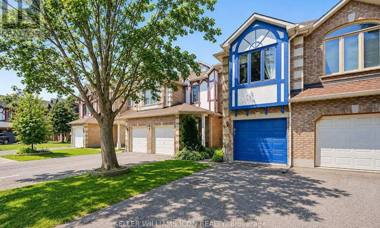 15 Locheland Crescent