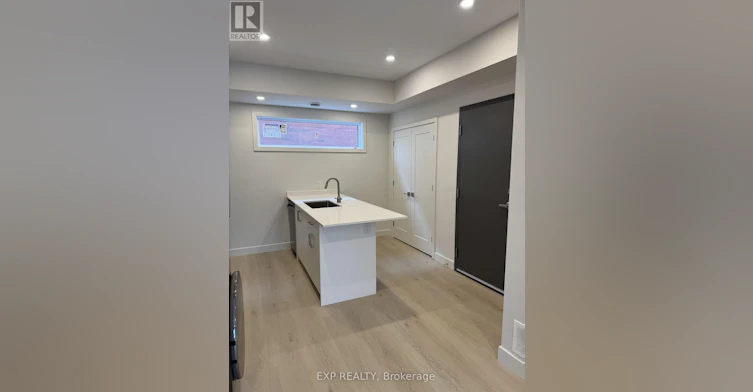 7-1301 Dorchester Avenue, Ottawa, ON, K1Z 8E8 - 4