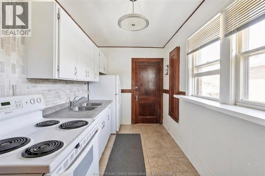 1596 Victoria, Windsor, ON, N8X 1P5 - 5