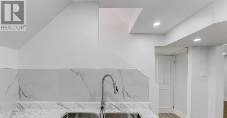 47 Rotary Drive, Toronto, ON, M1B 2J2 - 4