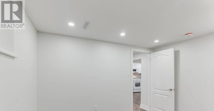 47 Rotary Drive, Toronto, ON, M1B 2J2 - 41