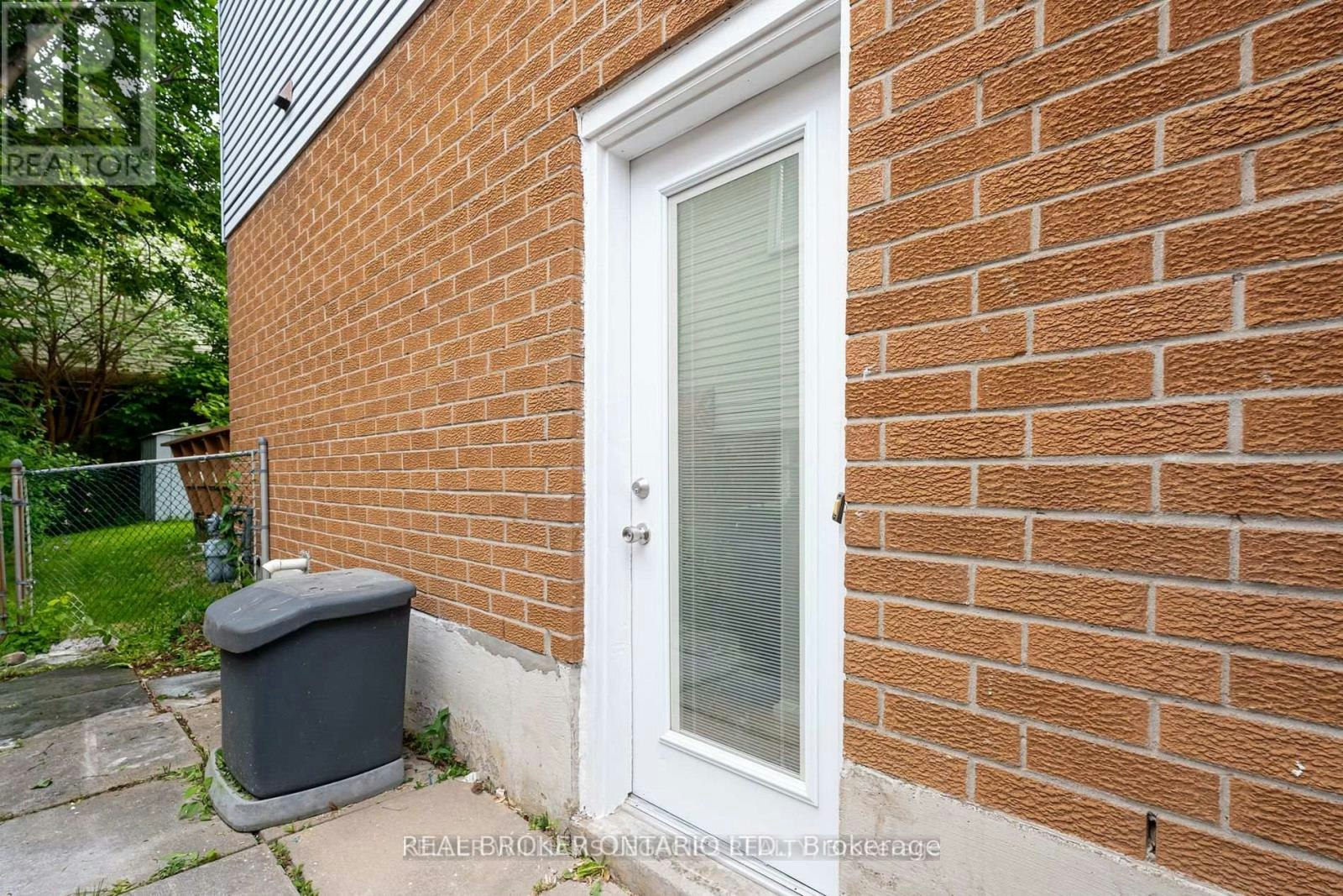 47 Rotary Drive, Toronto, ON, M1B 2J2 - 45